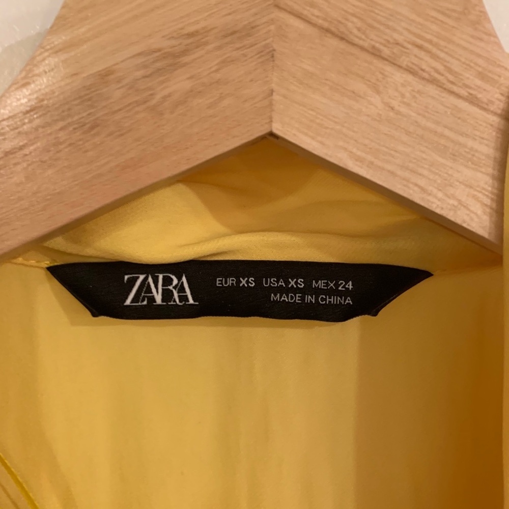 Nice blouse from Zara - Picture 3 of 5